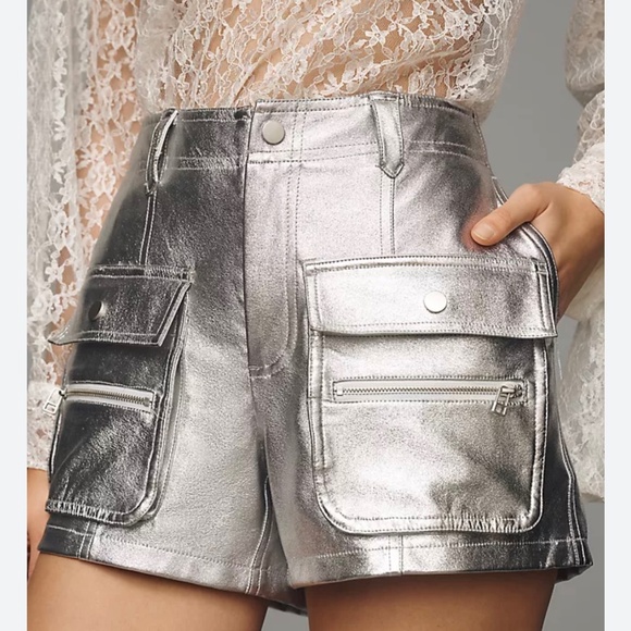 NWT! ANTHROPOLOGIE Silver Metallic Faux Leather Shorts Size 6 - Picture 13 of 13